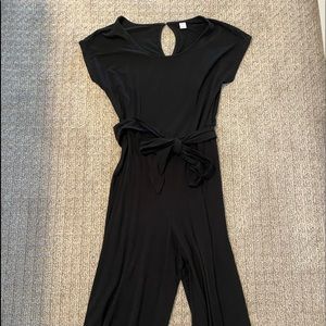 short sleeve black long jumpsuit with tied-bow in front